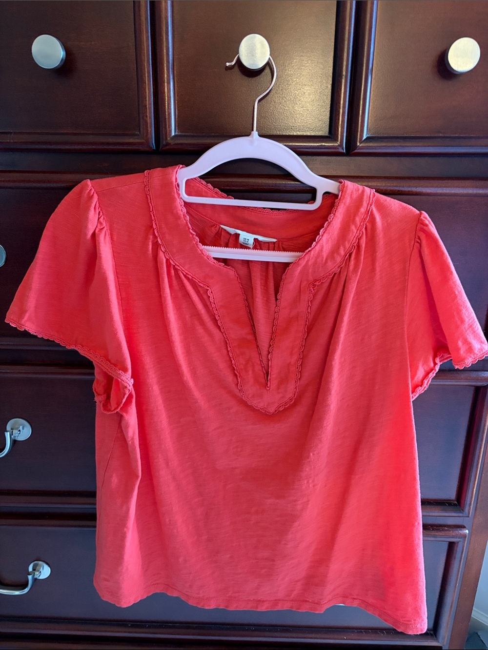 Boden Coral V Notch Short Sleeve Top